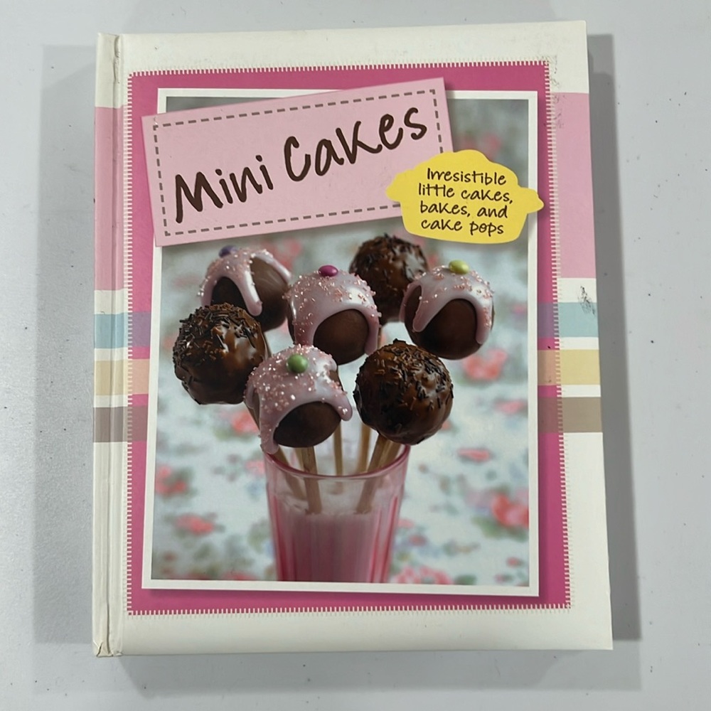 “Mini cakes” recipe book